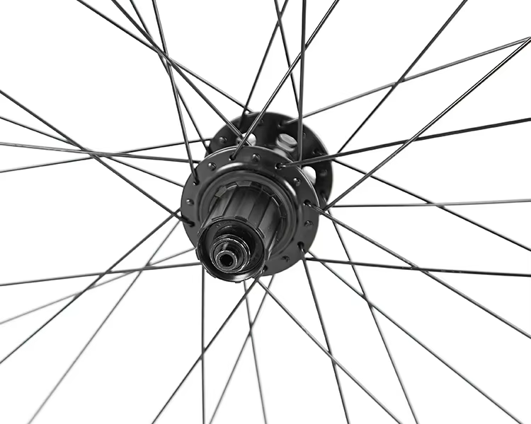 Paire de roues VTT aluminium RS-M402-CB avec moyeux carbone – vue 2
